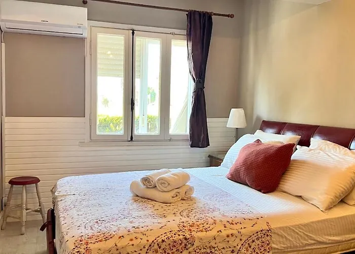 Prázdninový dům At 100 Meters To The Sea In *