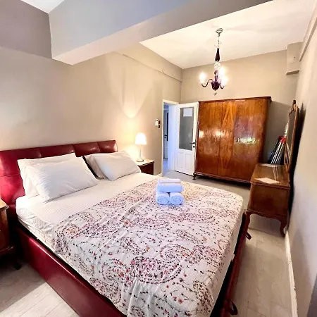 At 100 Meters To The Sea In Case de vacanță *